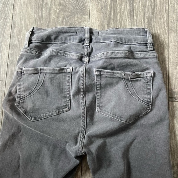 Maje Mid-Rise Skinny Leg Jeans - Picture 8 of 9